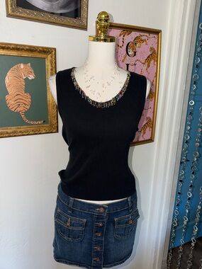 Vintage Y2K Black Sleeveless Knit Top with Beaded Neckline